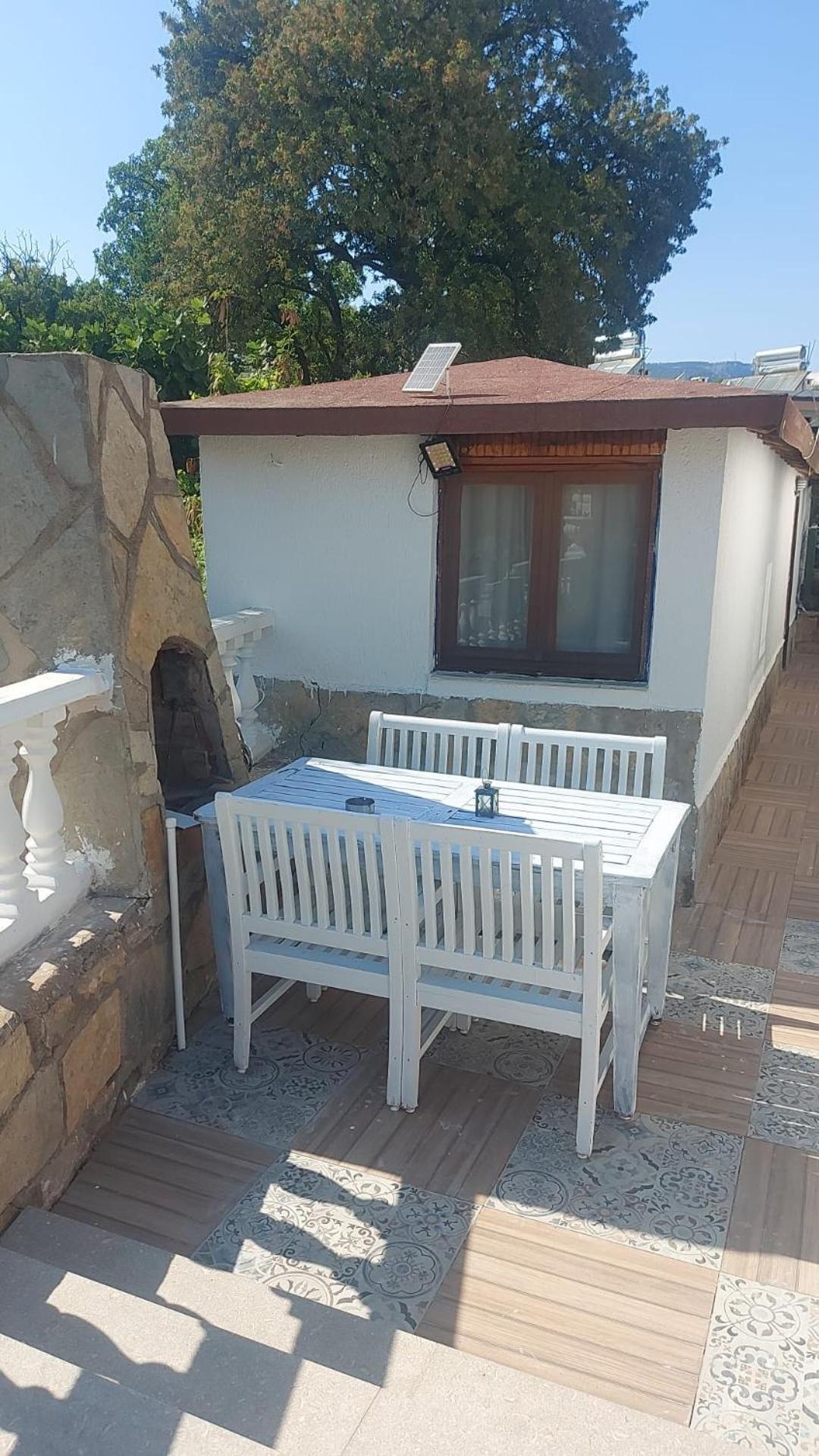 Derin Hotel